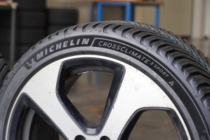 Michelin CrossClimate 3 Sport closeup
